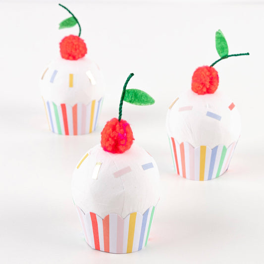 Cupcake Surprise Balls (set of 3)