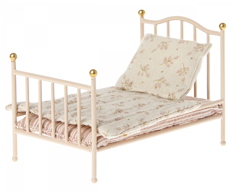 Vintage Bed For Mouse | Rose