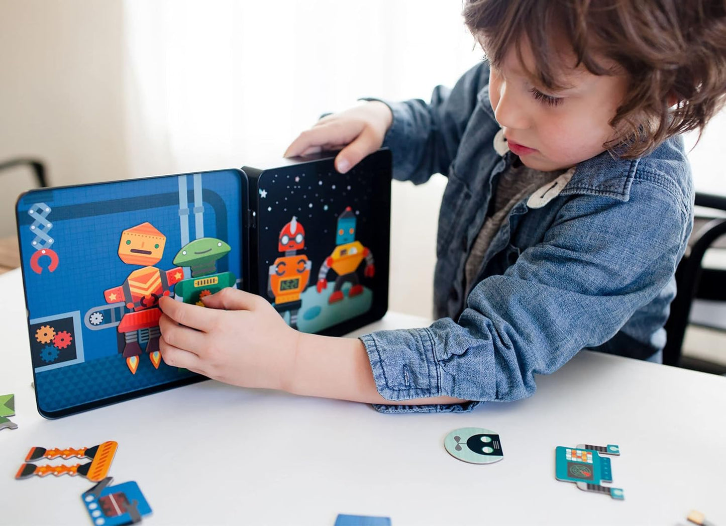 Robot Remix | On-The-Go Magnetic Play Set