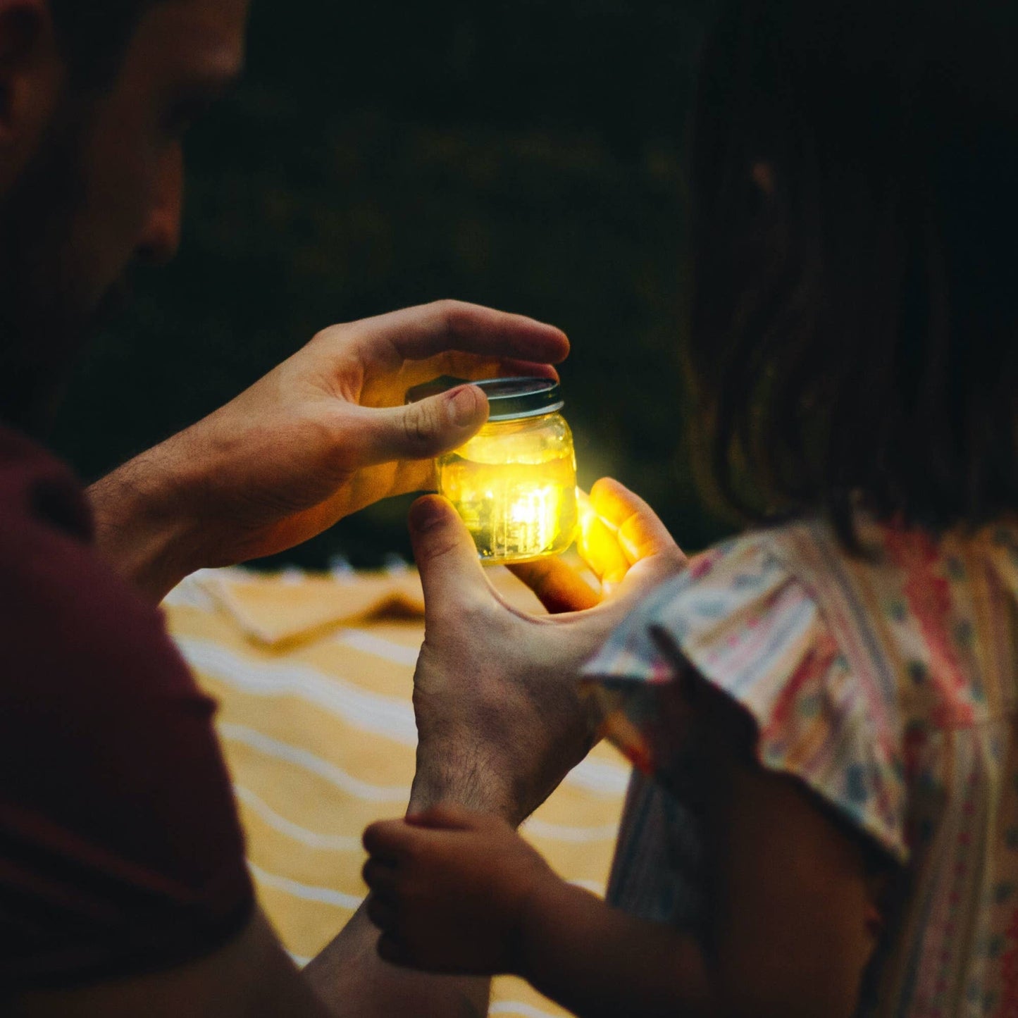 Glo Pals Light-Up Cubes | Alex (Yellow)