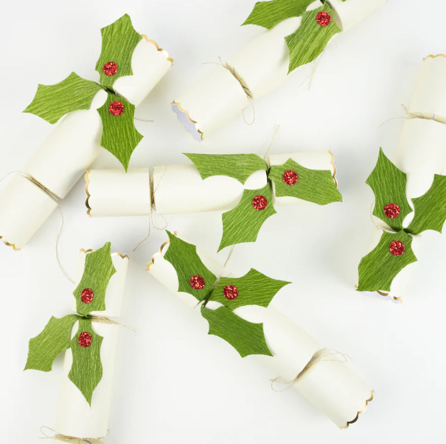 Holly Crackers