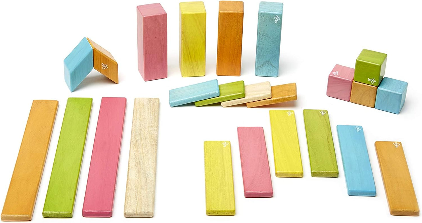 24 Piece Magnetic Wooden Block Set