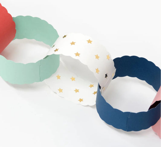 Scalloped Christmas Paper Chains