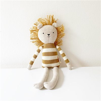 Angus Lion Knitted Toy